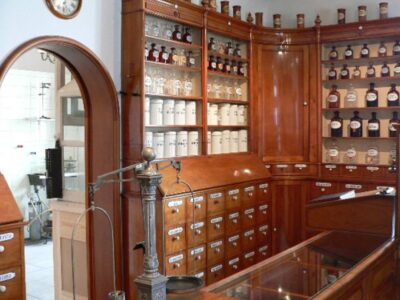 Führung durch die historische Stadtapotheke